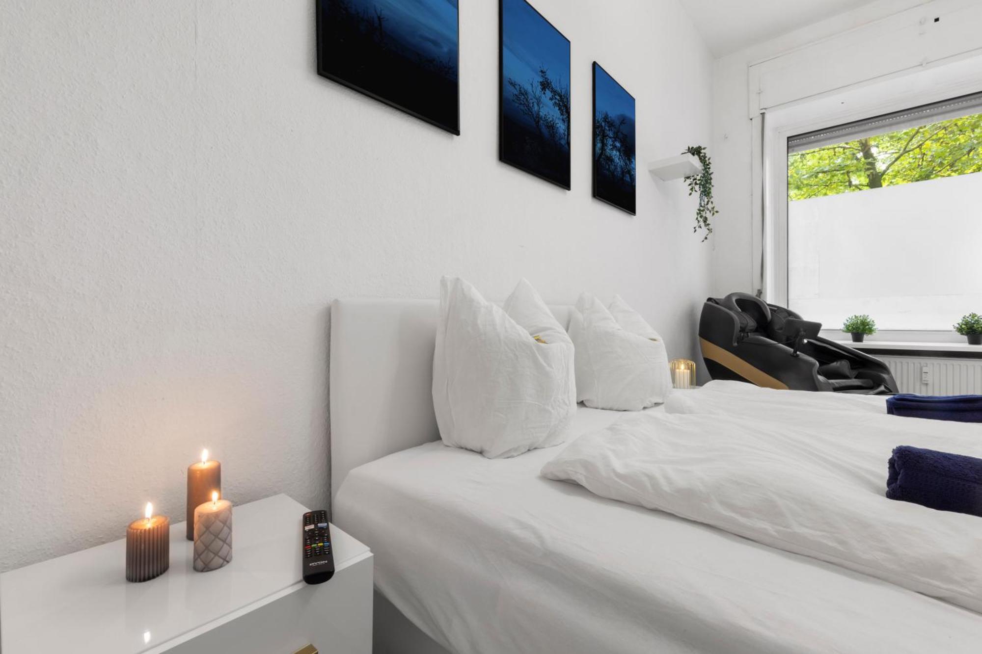 62Qm2, Massageseat, Billard-Table, King-Sized Bed Apartment Berlin Bagian luar foto
